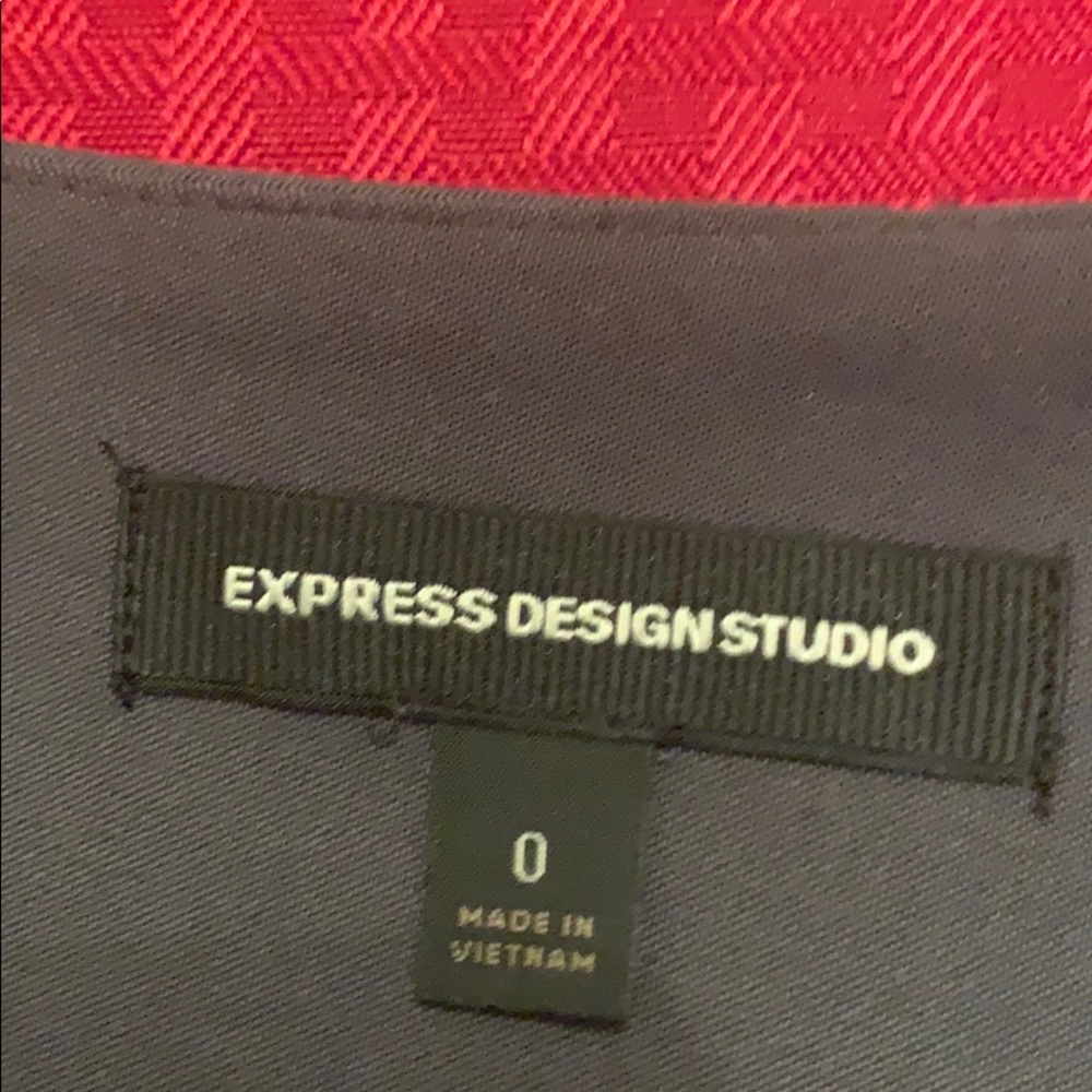 Express studio ladies size 0 skirt